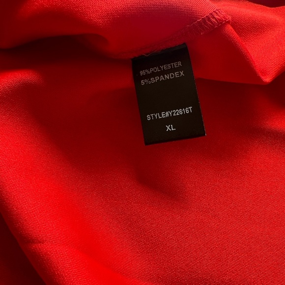 Tuckernuck Palmer Top, like new, size XL. - Picture 11 of 12